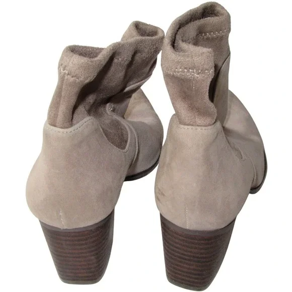 Sole Society Ankle Boots Faux Suede Taupe Block Heel Quiet Luxury 6.5 - Picture 3 of 9